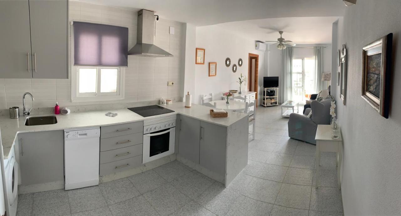 Apartment Con Terraza En Primera Linea De Playa *