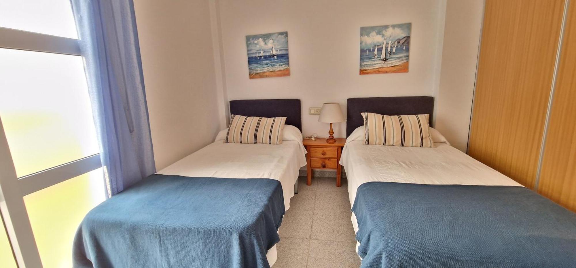 Con Terraza En Primera Linea De Playa Apartment